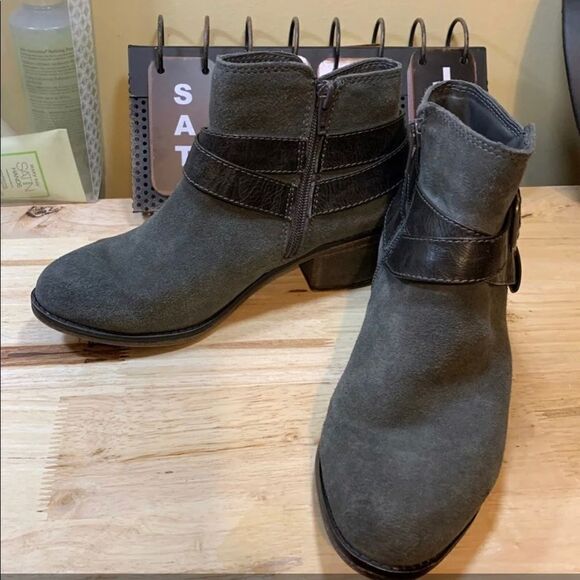 Sonoma Lifestyle Sz 6 M Gray & black Booties - Picture 1 of 6
